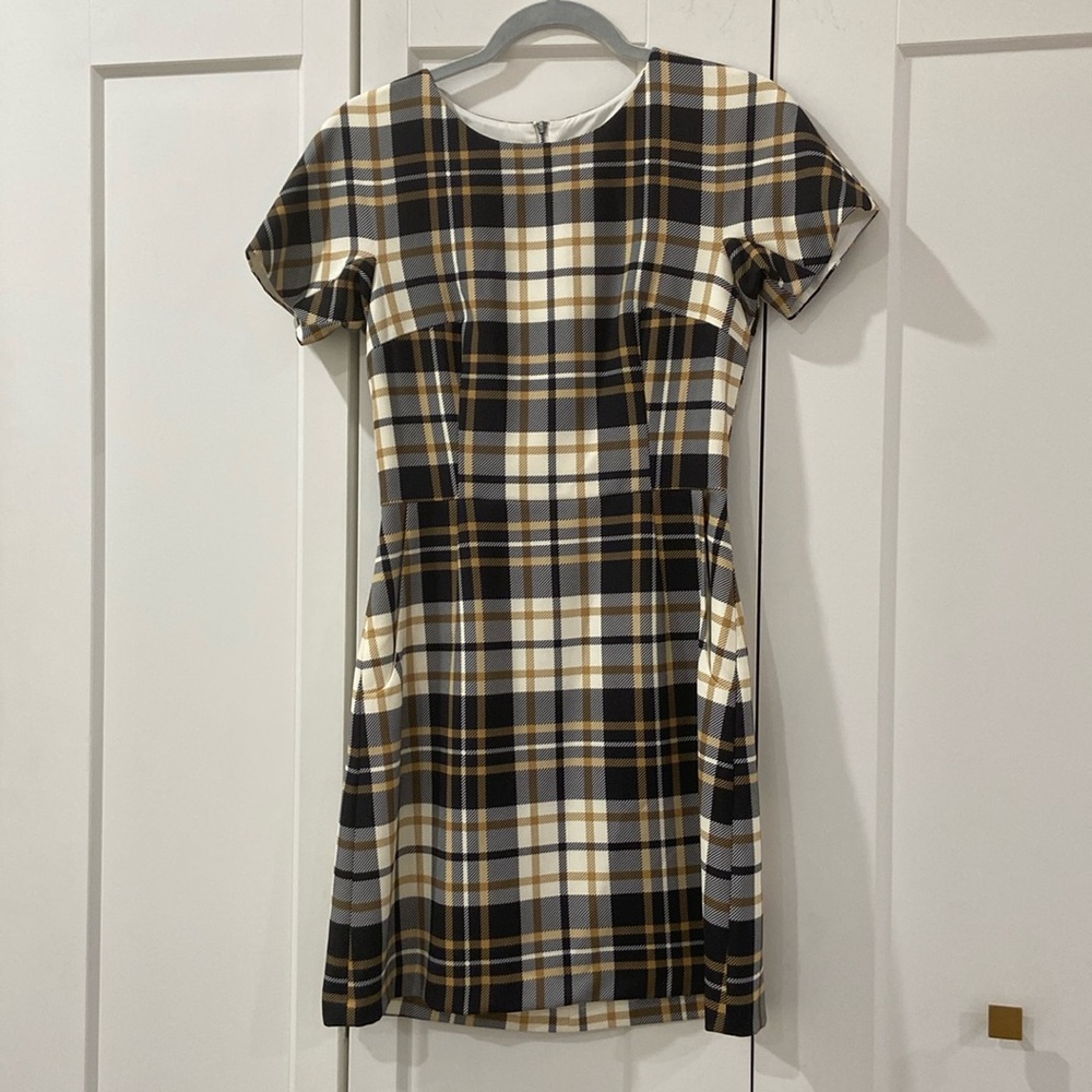 French Connection Plaid Mini Dress with Pockets in size US 2